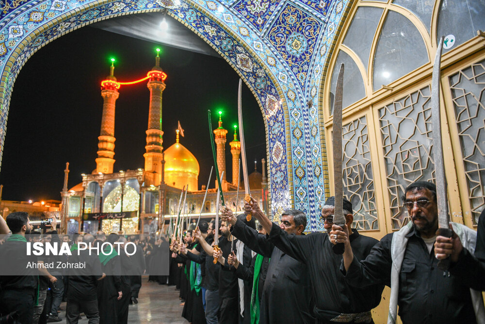 تصاویری از مراسم سنتی مشق شمشیر نجفیهای مقیم قم