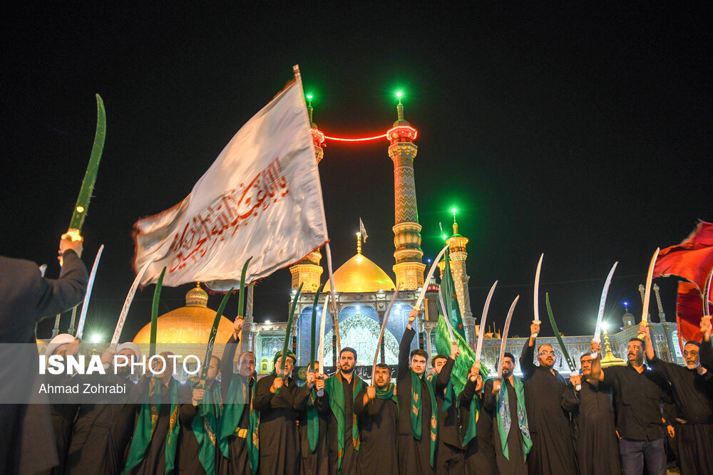 تصاویری از مراسم سنتی مشق شمشیر نجفیهای مقیم قم