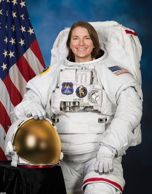فهرست ناسا از زنان کاندیدای اعزام به ماه