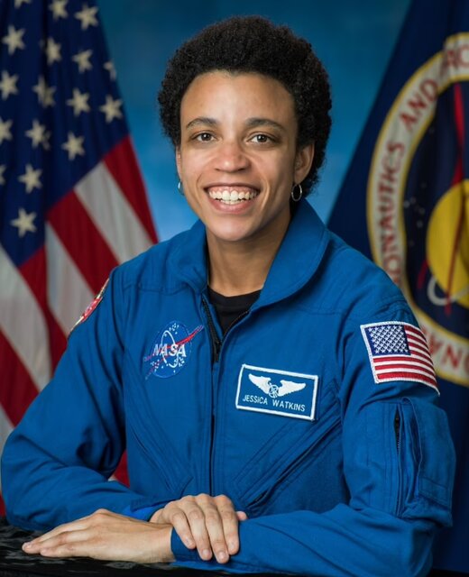 فهرست ناسا از زنان کاندیدای اعزام به ماه