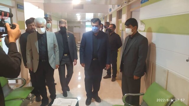 بازدید نماینده مردم زاهدان از کلینیک تخصصی دندانپزشکی جهاد دانشکاهی استان