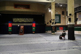 مراسم عزاداری مقام معظم رهبری در شب تاسوعای حسینی