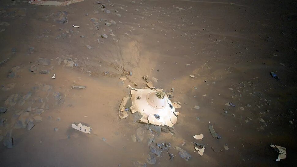تصویری از تجهیزات رها شده‌ مریخ‌نورد "استقامت" در مریخ