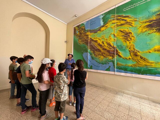 موزهگردی کودکان و مصائب آن در موزه مادر ایران