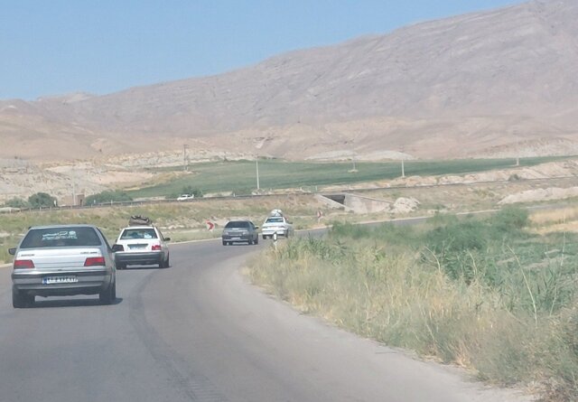 عکس تزئینی است جادههای ترانزیتی که حتی یک کیلومتر راه دو بانده ندارد