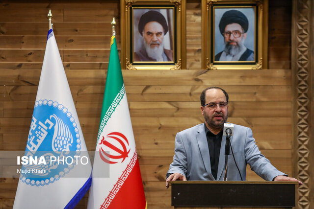 از روشهای سنتی آموزشی فاصله میگیریم/هیچ استادی موسسه دهخدا را ترک نکرده است از روشهای سنتی آموزشی فاصله میگیریم/هیچ استادی موسسه دهخدا را ترک نکرده است