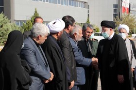 اتفاقی جالب در مراسم استقبال از رییس جمهور در کرمان؛ گلایه حسن‌پور از رئیسی