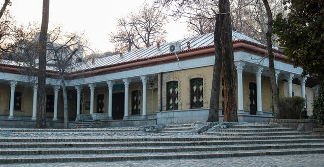 زندگی لاکچری در گورستان باستانی تهران زندگی لاکچری در گورستان باستانی تهران