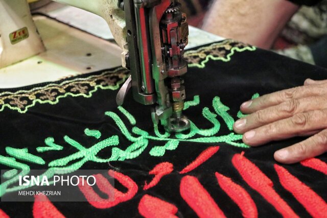 پرچم، مثل طلاست/ برکت اباعبدالله و اهلبیت (ع) در پرچمدوزی است