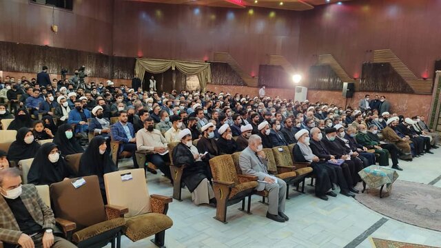 از نگرانی‌ها نسبت به کاهش فرزندآوری تا انتقاد به فقدان حکمرانی استانداران در کرمان