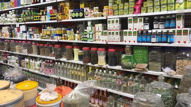 نسخههای عجیب عطارباشی؛ از پودر مارمولک تا غده اسب آبی نسخههای عجیب عطارباشی؛ از پودر مارمولک تا غده اسب آبی