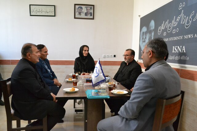 بدهی شهرداری در یک سال اخیر کمتر ۰۰ ۳میلیارد رسیده است /تعامل سازنده با رسانهها