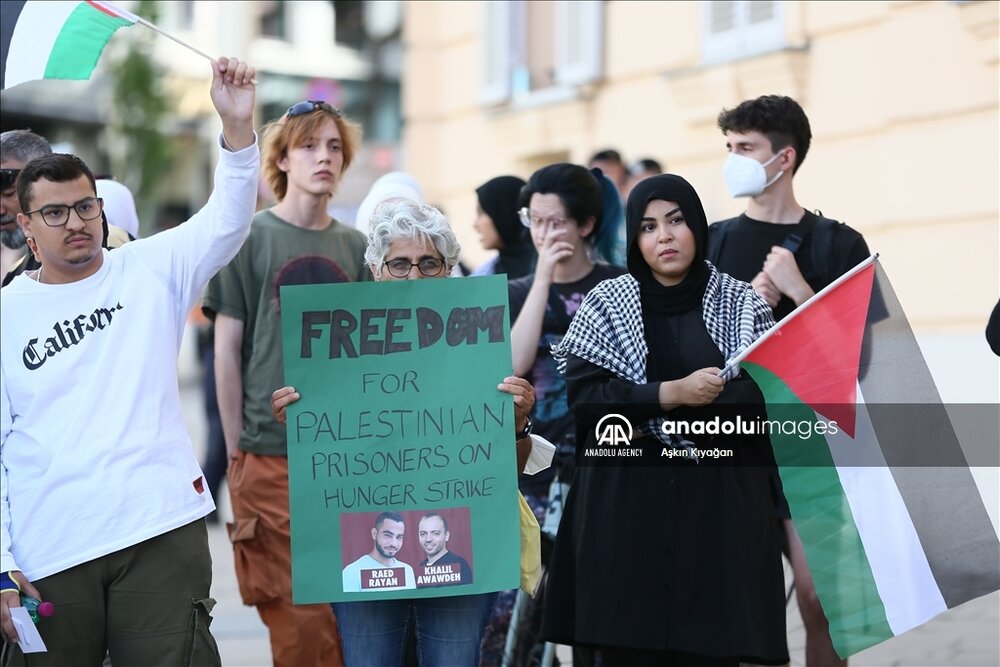 تظاهرات در وین در محکومیت حملات نظامیان صهیونیست به نوار غزه
