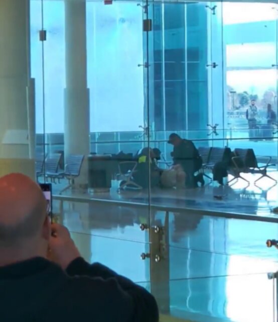 تیراندازی در فرودگاه کانبرا