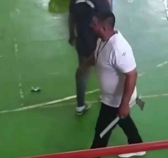 انکار عجیب رییس سازمان لیگ کشتی؛ تبر نبود پایه صندلی بود!