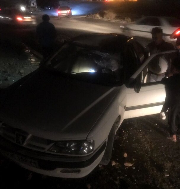 فوت ۳ نفر به علت انحراف پژو پارس در محور دورود- ازنا فوت ۳ نفر به علت انحراف پژو پارس در محور دورود- ازنا