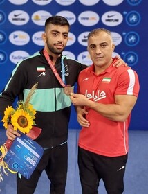 مدال برنز جهان برگردن کشتی‌گیر البرزی