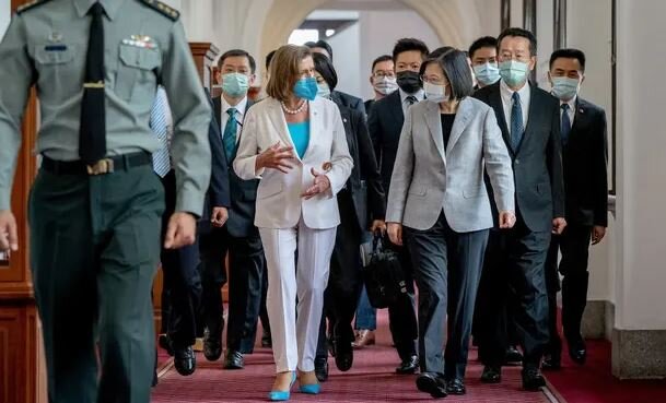 سفر پلوسی به تایوان سفیر چین: تایوان سنگ محکی برای روابط با آمریکا و انگلیس است