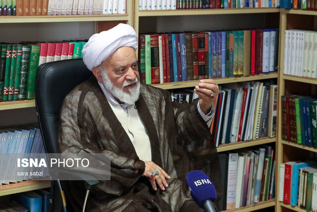 مصباحی مقدم: دولت از ابتدا، برنامه مدونی ارائه نکرد / گشایش داریم ولی احیای برجام در باغ سبزی به روی مردم باز نمیکند 2