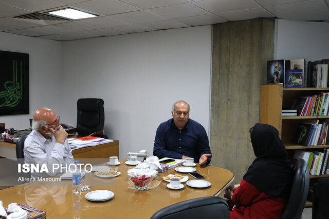 عاقبت حشرات مهاجم به موزه هنرهای معاصر چه شد؟ عاقبت حشرات مهاجم به موزه هنرهای معاصر چه شد؟