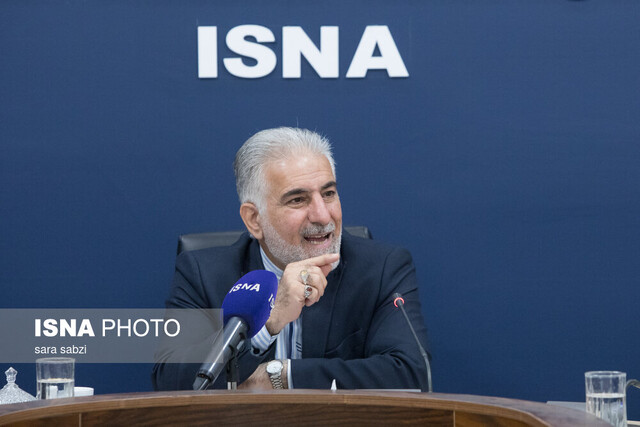 ۱۱ هزار زندانی تحت پوشش سامانه الکترونیک داریم