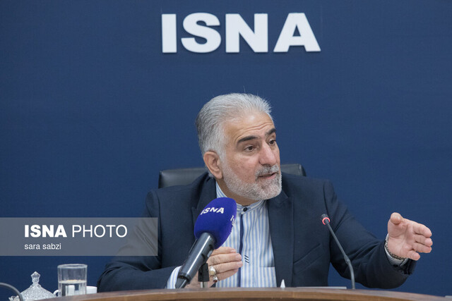 ۱۱ هزار زندانی تحت پوشش سامانه الکترونیک داریم