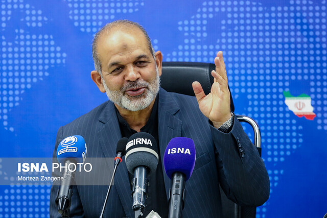 انجام سالانه بین ۲۰۰ تا ۲۵۰ هزار عملیات از سوی آتشنشانی در سراسر کشور انجام سالانه بین ۲۰۰ تا ۲۵۰ هزار عملیات از سوی آتشنشانی در سراسر کشور