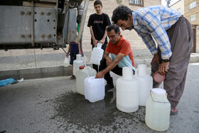 آبرسانی با تانکر در شهر همدان
