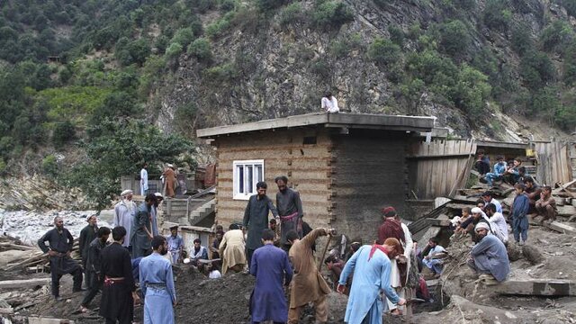 عکس تزئینی است سیل در افغانستان قربانی گرفت