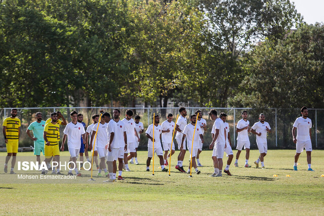 سهمیه فوتبال خراسان در لیگ دسته یک منحل میشود؟ سهمیه فوتبال خراسان در لیگ دسته یک منحل میشود؟