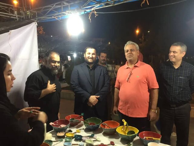 برپایی نمایشگاه توانمندیهای صنایع دستی و مشاغل خانگی استان البرز برپایی نمایشگاه توانمندیهای صنایع دستی و مشاغل خانگی استان البرز