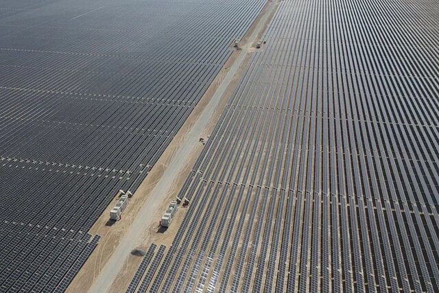 برنامه بزرگترین پارک خورشیدی جهان برای رسیدن به انرژی ۵ گیگاواتی