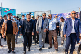 مراسم آغاز عملیات احداث آبشیرین کن هفتاد هزار متر مکعب در شبانه روز با حضور محمد اسلامی رییس سازمان انرژی اتمی در بوشهر