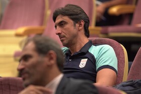 واکنش رحمتی به اتلاف وقت بازیکنان آلومینیوم مقابل مس