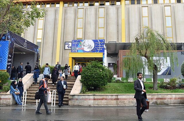 بازدید دانشجویی از ستاد ویژه توسعه فناوری نانو  بازدید دانشجویی از ستاد ویژه توسعه فناوری نانو