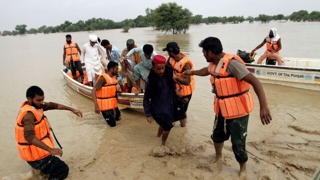 کارشناسان هشدار دادند: هنوز به اوج بارندگی‌ها در پاکستان نرسیده‌ایم