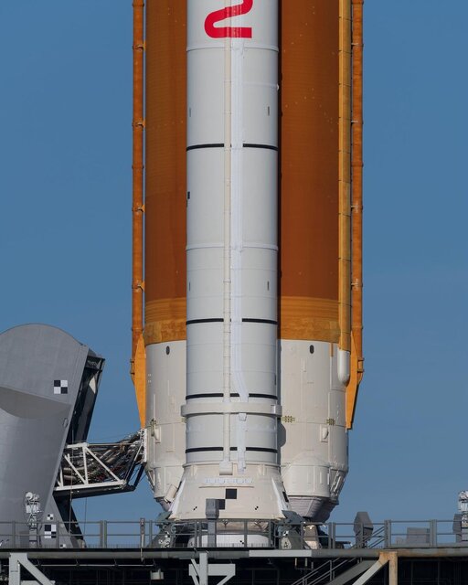 بره ناقلا و ۲ مانکن خدمه ماموریت آرتمیس ۱ هستند