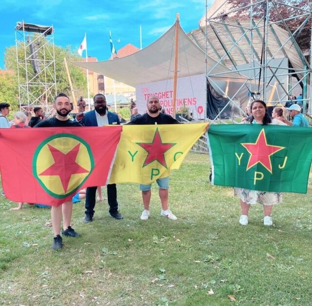 سوئد: عکس نمایندگان پارلمان با پرچم پکک، مذاکره با ترکیه را دشوار کرده است