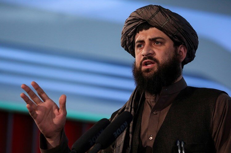 طالبان:پهپادهای آمریکایی از پاکستان می‌آیند/اسلام آباد:ادعای وزیر طالبان خلاف عرف دیپلماتیک است