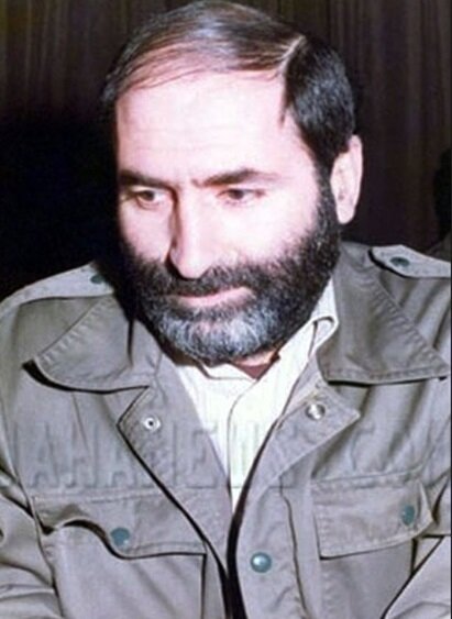 تاریکیِ نورِ پر قدرت