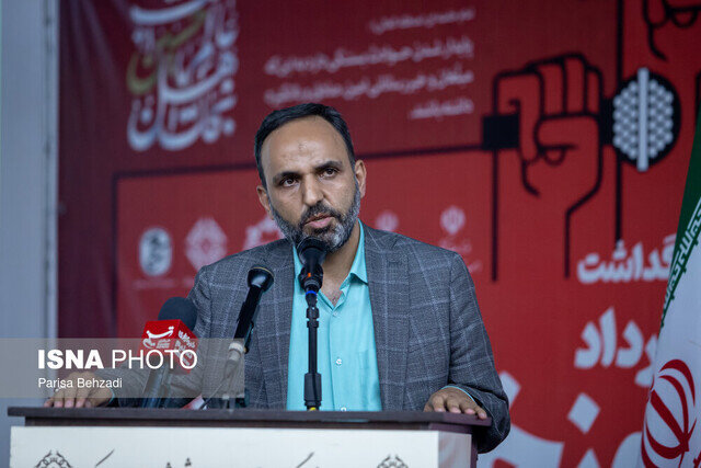 عکس آرشیوی است قوانین نشریات و مطبوعات باید اصلاح شود