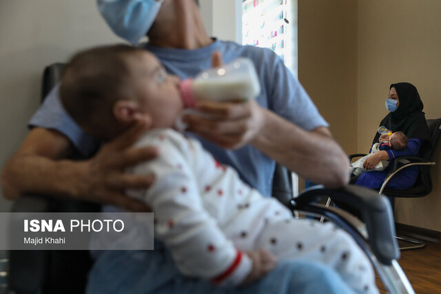عکس تزئینی است. واگذاری ۱۲۲ کودک به متقاضیان فرزند در فارس