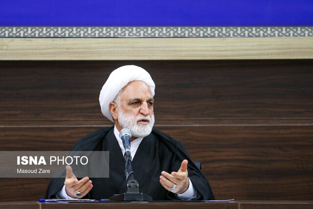 پرواز ناتمام خانواده علی دایی/ تایید حکم اعدام قبادلو/ پذیرش فرجام خواهی سامان صیدی