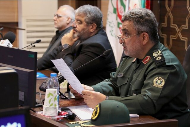 نیروهای مسلح با قدرت پیش بینی نبردهای آینده، تصمیم سازِ نبرد های احتمالی باشند