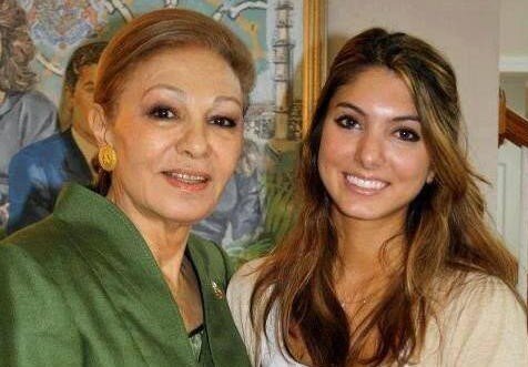 ولیعهد ایرانی که حتی فارسی بلد نیست ولیعهد ایرانی که حتی فارسی بلد نیست