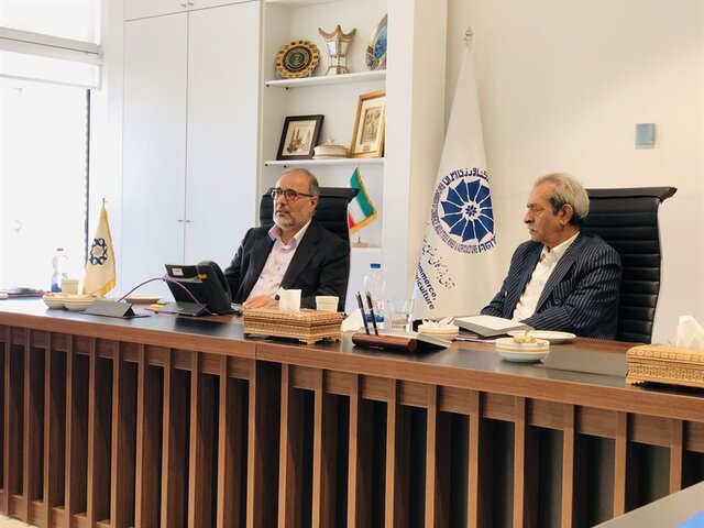 وصول مطالبات ارزی صندوق توسعه ملی روی میز مذاکره وصول مطالبات ارزی صندوق توسعه ملی روی میز مذاکره