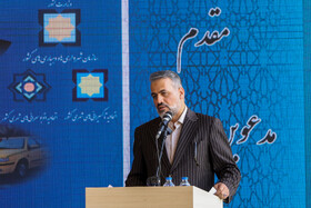 مدیرعامل ایران خودرو در مراسم واگذاری خودروهای عمومی و عمرانی به شهرداری‌ها و دهیاری‌ها
