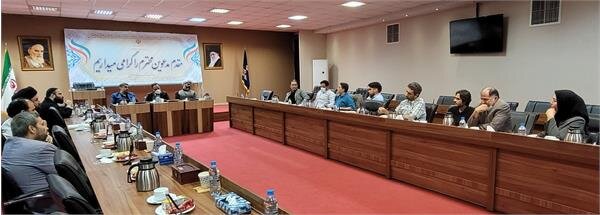 مدیران و نویسندگان مجلات علوم انسانی در دیدار با معاون مطبوعاتی چه گفتند؟ مدیران و نویسندگان مجلات علوم انسانی در دیدار با معاون مطبوعاتی چه گفتند؟