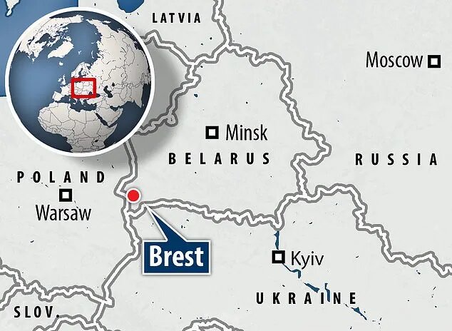 مانور "آزادسازی اراضی" بلاروس در مرز لهستان 