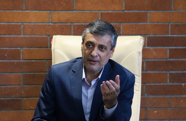 سود حاصل از استخراج معادن باید در کرمان بماند سود حاصل از استخراج معادن باید در کرمان بماند